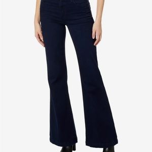 Paige Genevieve Size:30 Black flare jeans in fantastic condition with stretch.